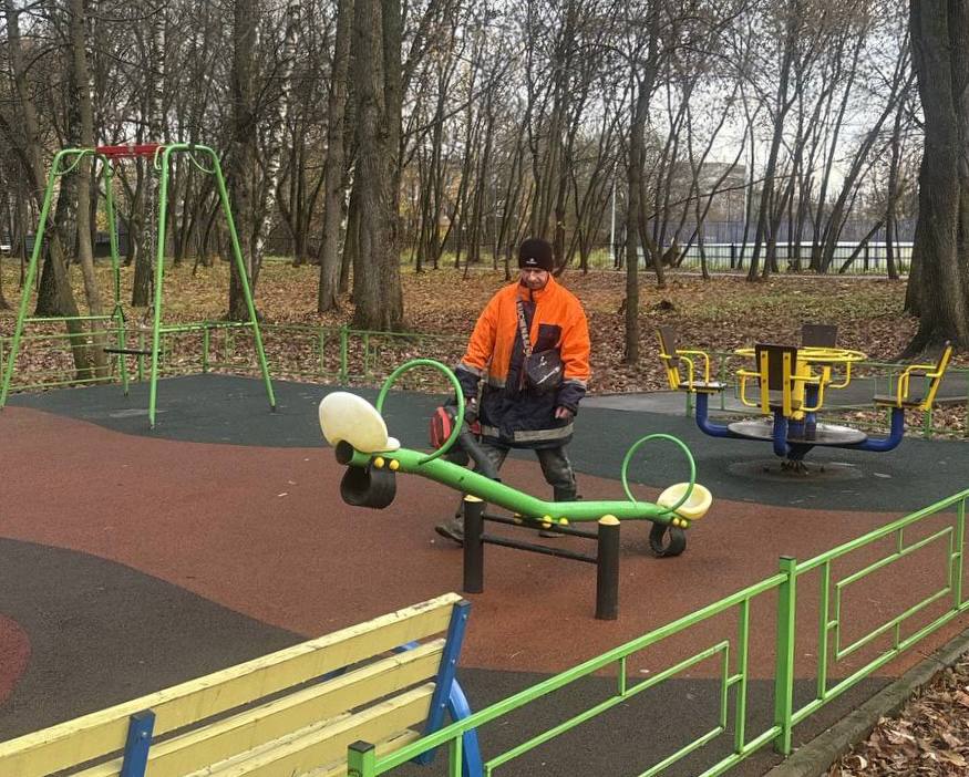 Около 450специалистов УК «Подольск» и ПКБ следят за чистотой в округе Около 450специалистов УК «Подольск» и ПКБ следят за чистотой в округе