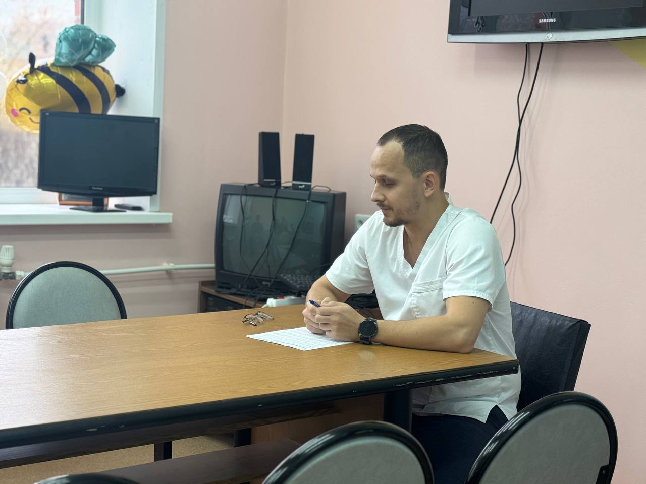 К встрече с первенцем готовы: в Подольском родильном доме открыли школу для отцов К встрече с первенцем готовы: в Подольском родильном доме открыли школу для отцов