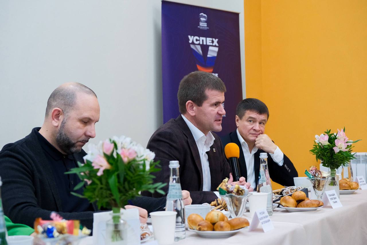 Завершаю пятницу встречей со старостами Орехово-Зуевского округа Завершаю пятницу встречей со старостами Орехово-Зуевского округа