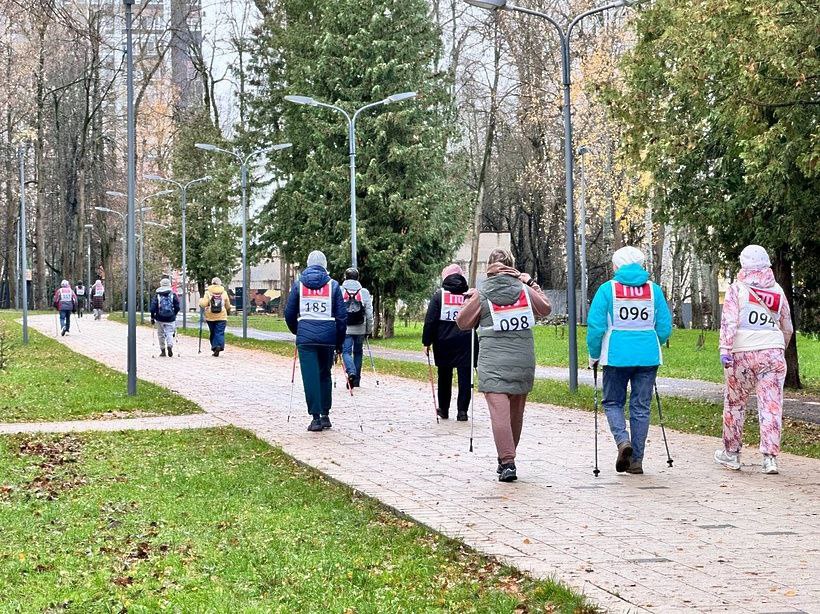 Прошли соревнования «Солнечный шаг» по скандинавской ходьбе! Прошли соревнования «Солнечный шаг» по скандинавской ходьбе!