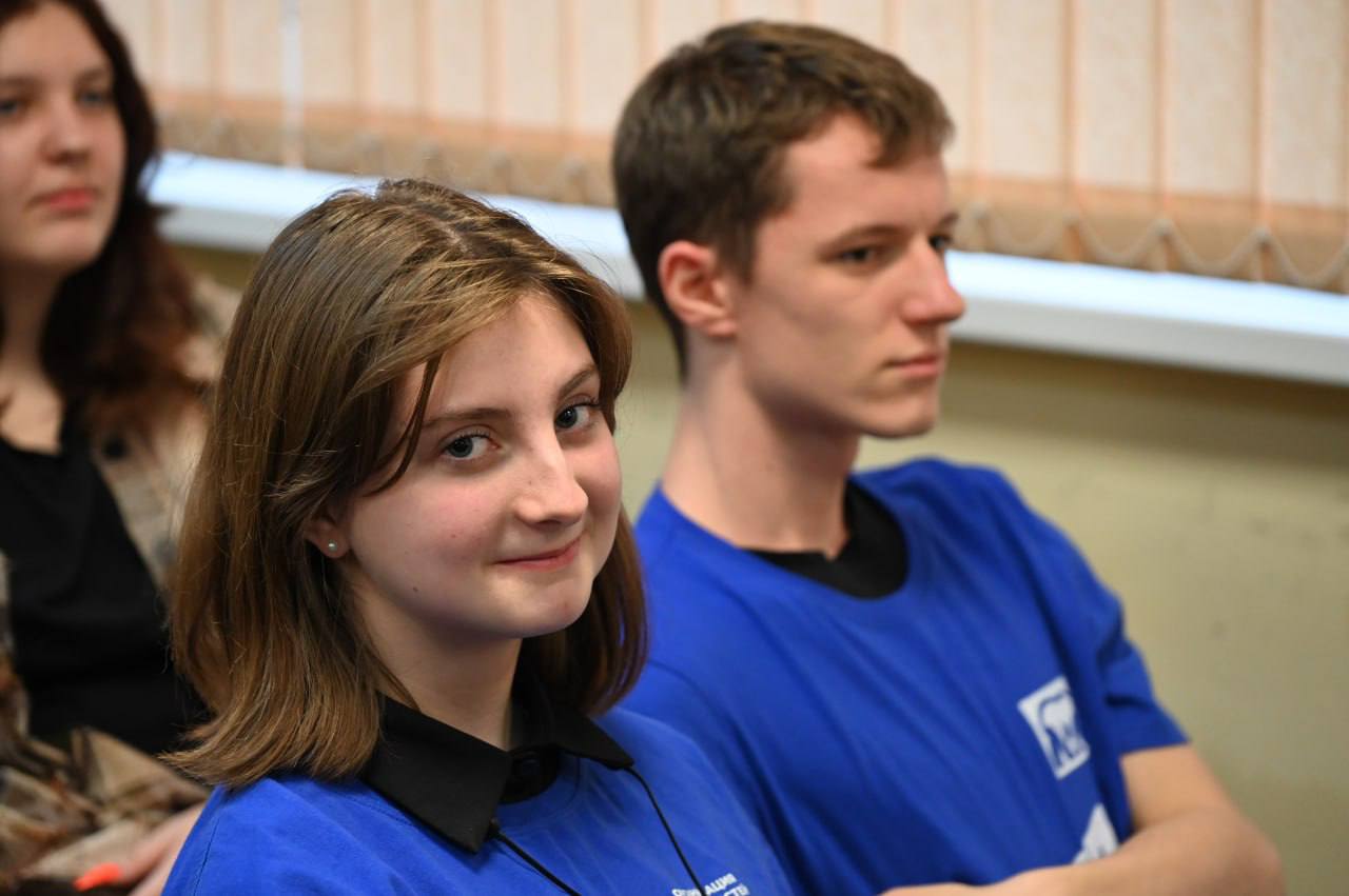 В Молодёжном центре «Патриот» состоялось мероприятие «Школа молодых политиков» В Молодёжном центре «Патриот» состоялось мероприятие «Школа молодых политиков»