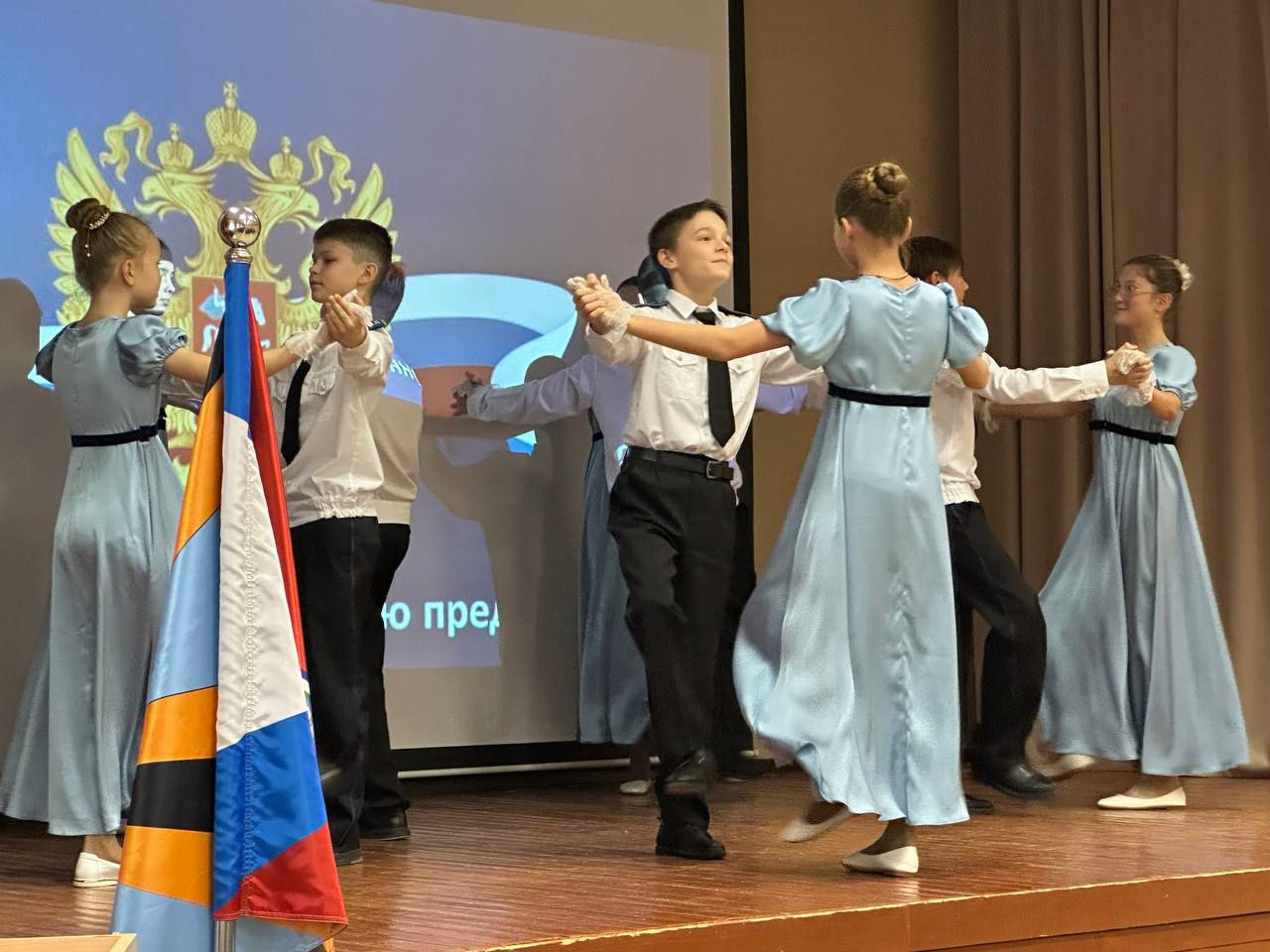 Сегодня в стенах нашей гимназии состоялось важное событие — приведение к торжественному обещанию предкадетов учащихся 5-го кадетского класса! Сегодня в стенах нашей гимназии состоялось важное событие — приведение к торжественному обещанию предкадетов учащихся 5-го кадетского класса!