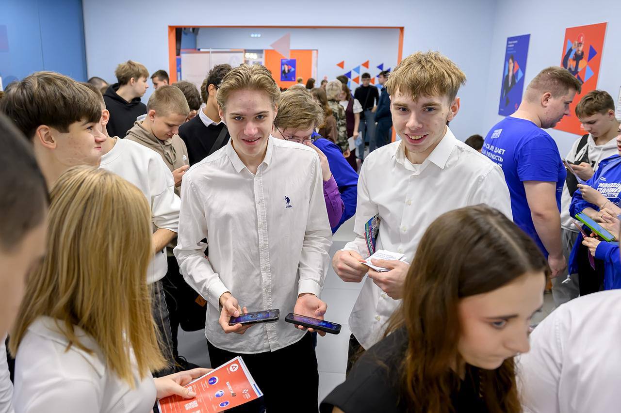 На фестивале атомных профессий школьники и студенты познакомились со специальностями будущего На фестивале атомных профессий школьники и студенты познакомились со специальностями будущего