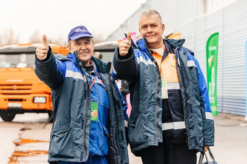 На базе Мособлводоканала прошел второй этап конкурса «Лучший по профессии», где за звание «лучшего» поборолись электрогазосварщики и машинисты экскаваторов из более чем 40 ресурсоснабжающих предприятий Подмосковья На базе Мособлводоканала прошел второй этап конкурса «Лучший по профессии», где за звание «лучшего» поборолись электрогазосварщики и машинисты экскаваторов из более чем 40 ресурсоснабжающих предприятий Подмосковья