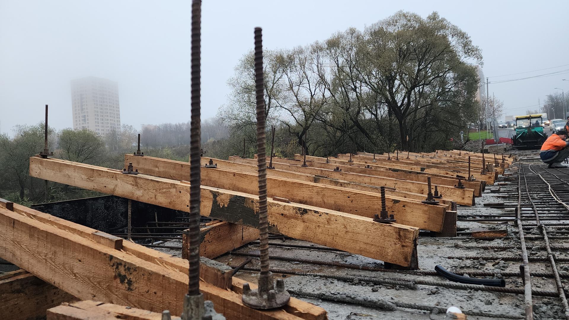 В Домодедово продолжается капитальный ремонт моста через реку Рожайку! В Домодедово продолжается капитальный ремонт моста через реку Рожайку!