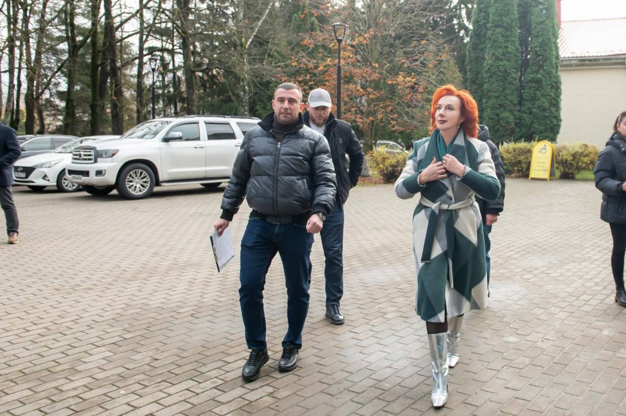 Татьяна Витушева: Передали в наш Ленино-Снегирёвский военно-исторический музей один из самых крупных трофеев - бронеавтомобиль «Варта» 44 MRAP Татьяна Витушева: Передали в наш Ленино-Снегирёвский военно-исторический музей один из самых крупных трофеев - бронеавтомобиль «Варта» 44 MRAP