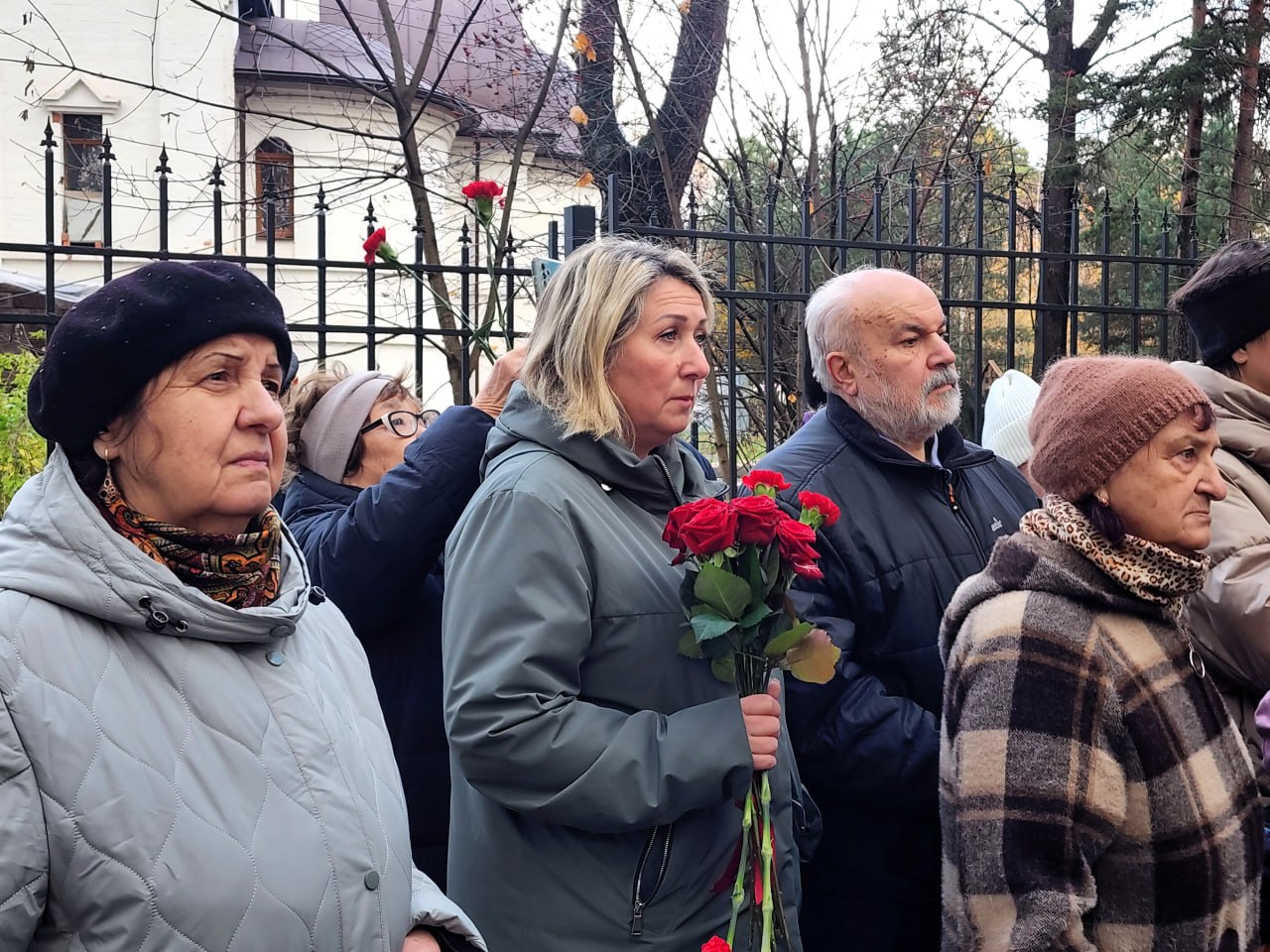 В Мытищах почтили память жертв политических репрессий В Мытищах почтили память жертв политических репрессий