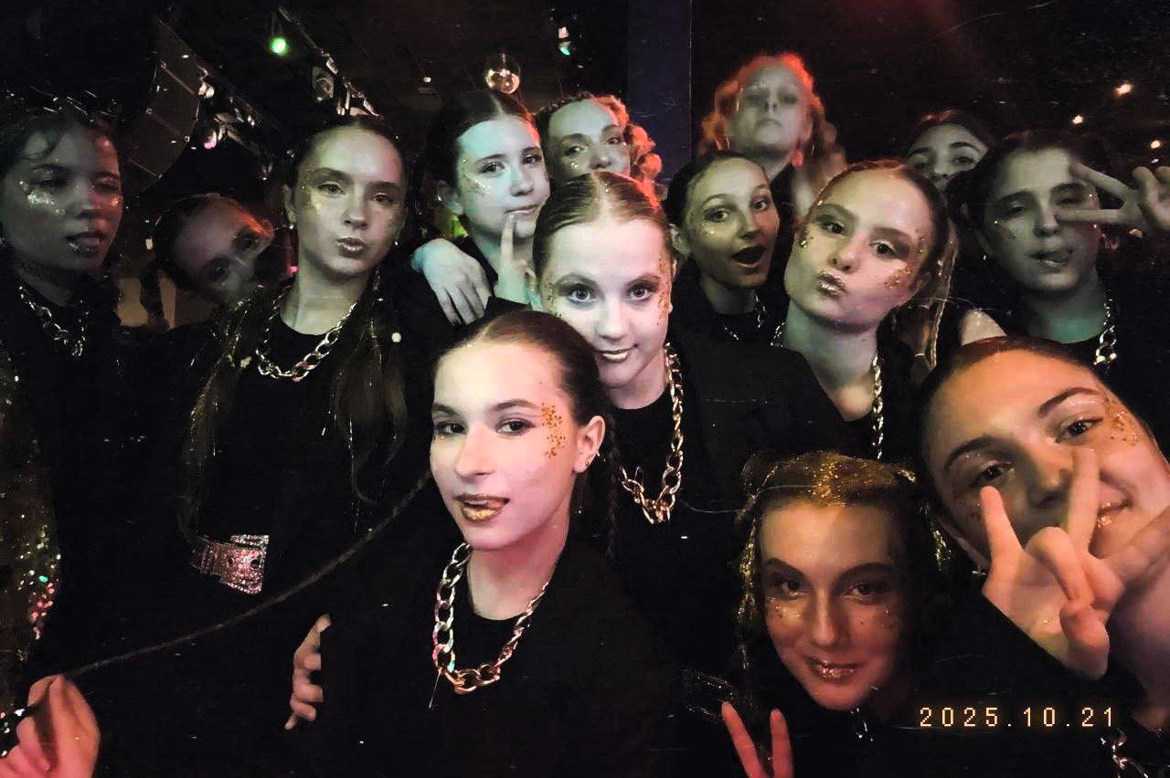 Мытищинцы завоевали серебро на всероссийском танцевальном конкурсе Мытищинцы завоевали серебро на всероссийском танцевальном конкурсе