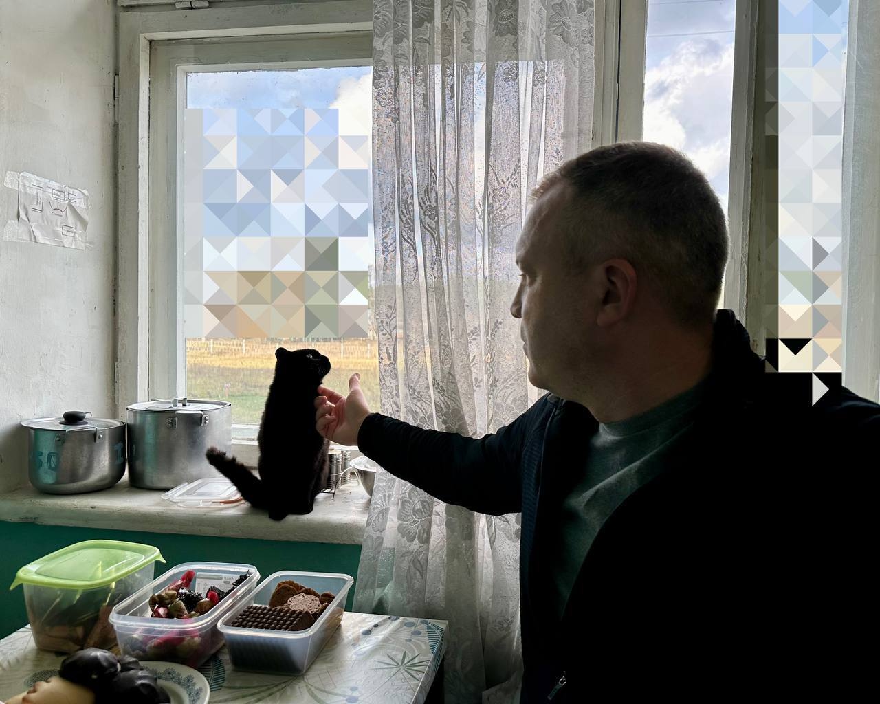 Евгений Попов: Друзья, наша «Нива», переданная семьей Александра и Людмилы Ж., теперь помогает медикам вывозить раненых с линии фронта Евгений Попов: Друзья, наша «Нива», переданная семьей Александра и Людмилы Ж., теперь помогает медикам вывозить раненых с линии фронта