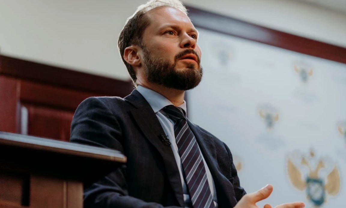 Замруководителя ФАС Виталий Королев стал кандидатом на должность главы Тверской области, сообщили три источника РБК, близких к администрации президента