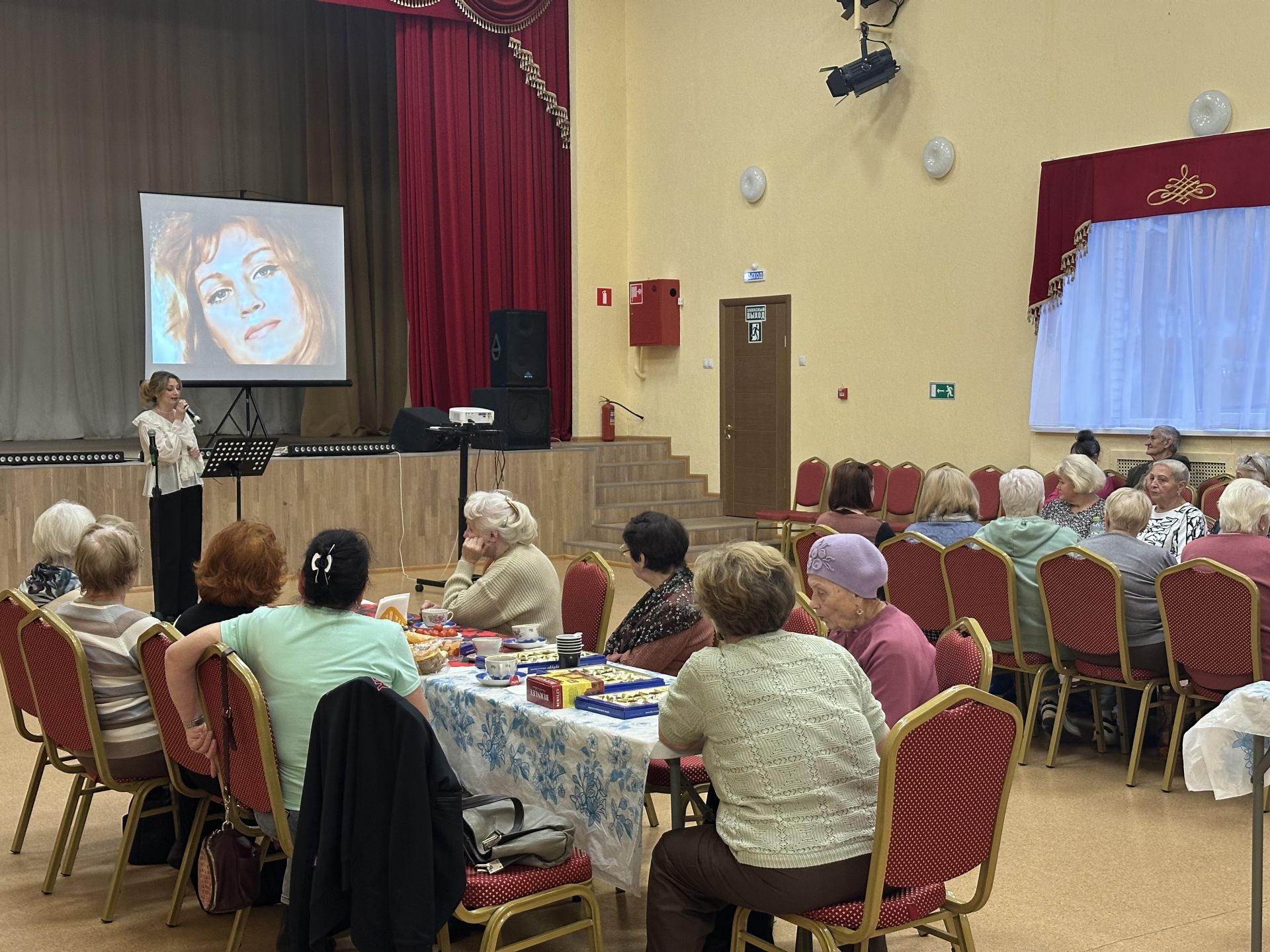 Наши новости. Музыкальный вечер для людей серебряного возраста в ДК «Современник» м.о. Чехов Наши новости. Музыкальный вечер для людей серебряного возраста в ДК «Современник» м.о. Чехов