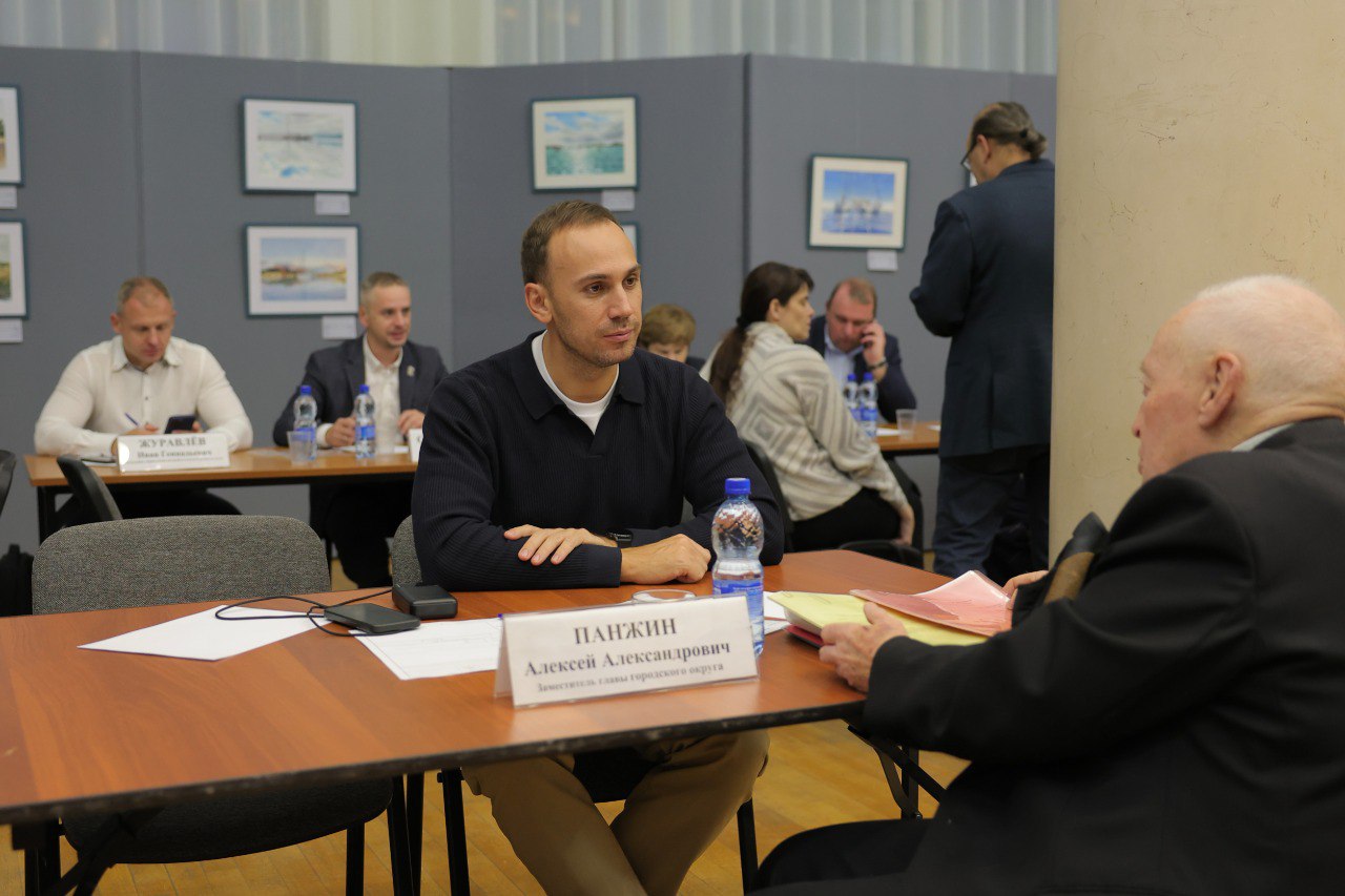 Более 190 человек пришли на «Выездную администрацию» Более 190 человек пришли на «Выездную администрацию»