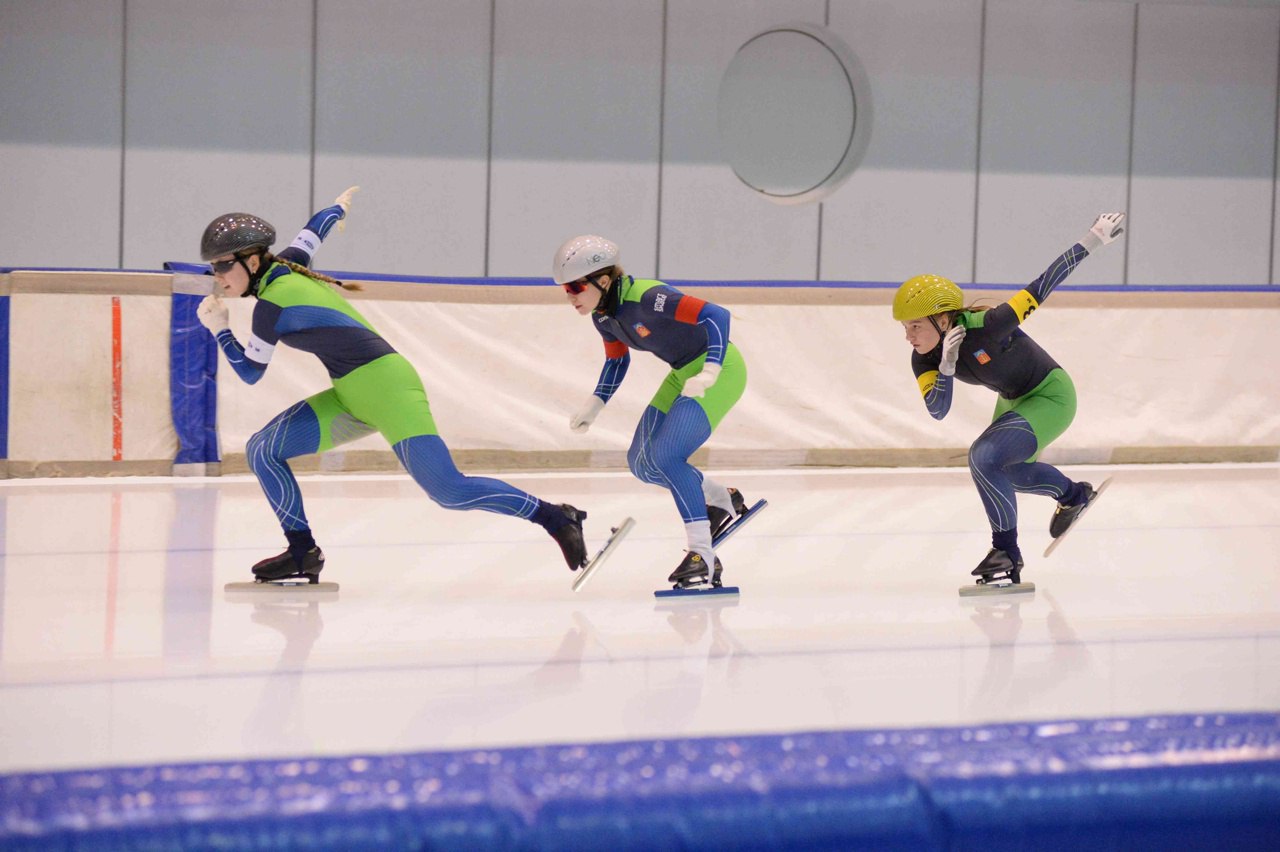 В Коломне в самом разгаре трехдневный I этап Кубка России по конькобежному спорту В Коломне в самом разгаре трехдневный I этап Кубка России по конькобежному спорту