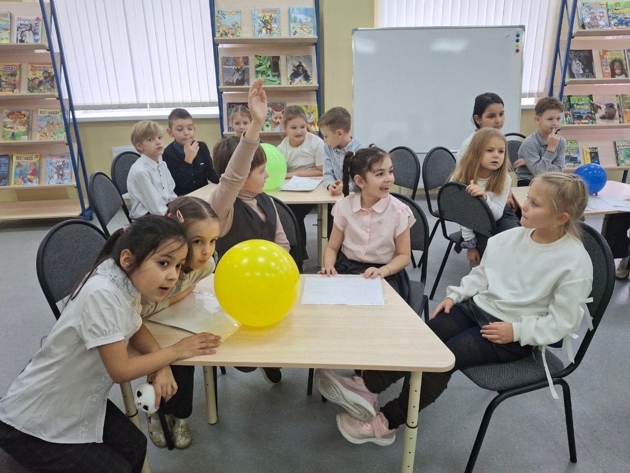 Ученики чеховской школы отправились в увлекательное путешествие по произведениям Виктора Драгунского Ученики чеховской школы отправились в увлекательное путешествие по произведениям Виктора Драгунского