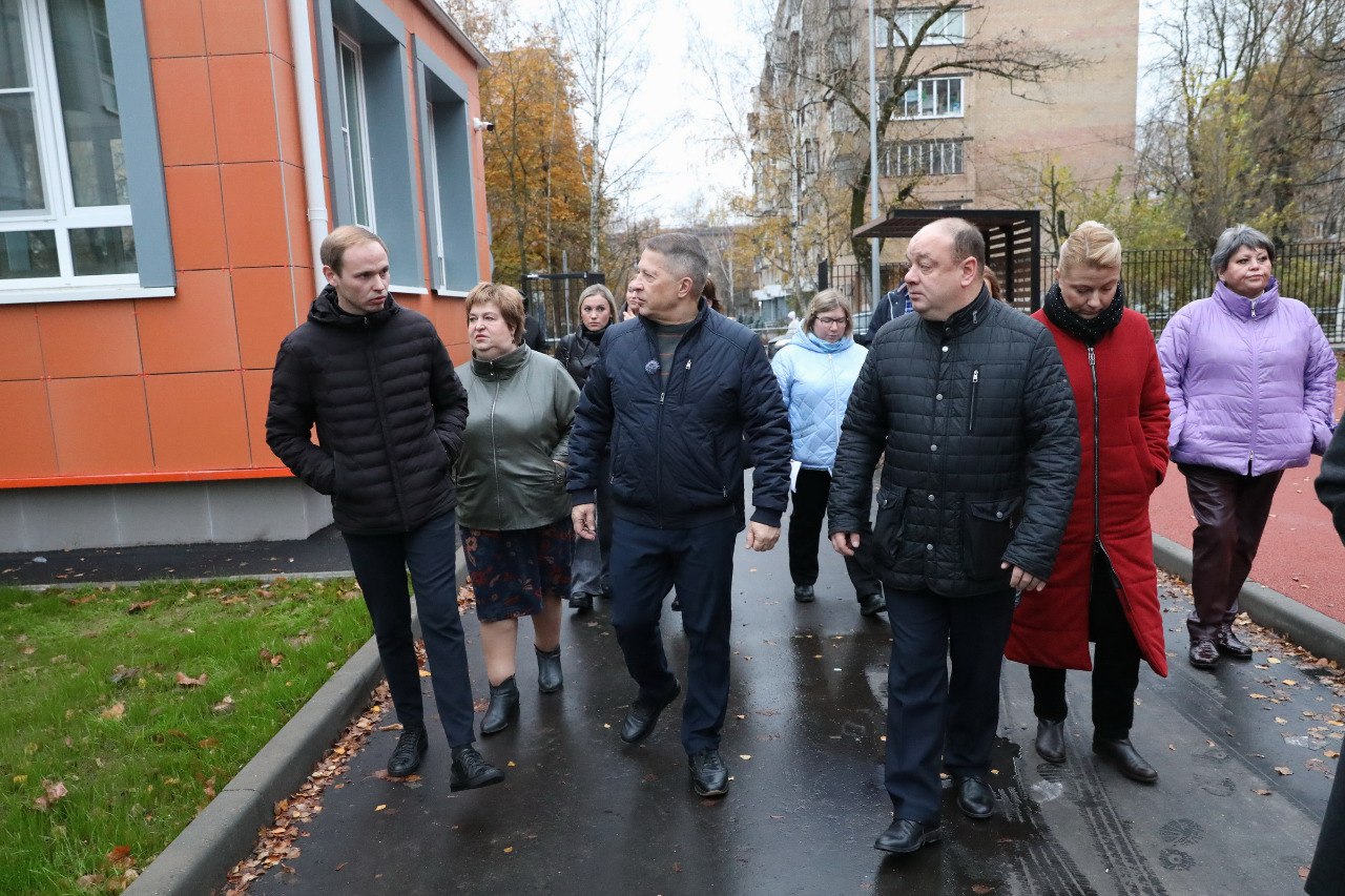 В Долгопрудном состоялся контрольный объезд ремонтируемых детских садов