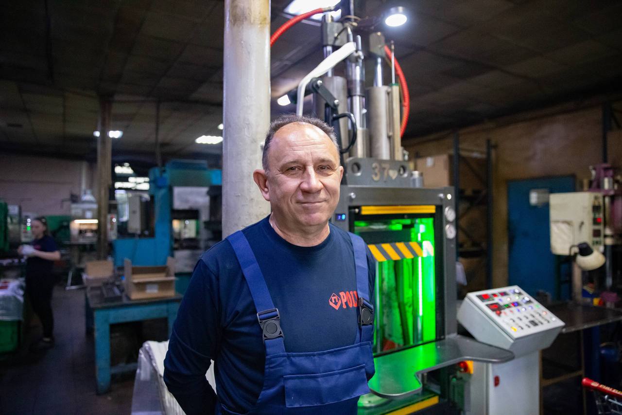 Более 1000 тонн резиновых изделий в год: подольский завод «Полиэдр» увеличивает мощности производства   Более 1000 тонн резиновых изделий в год: подольский завод «Полиэдр» увеличивает мощности производства