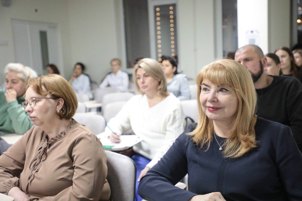 Главврач Балашихинской больницы встретилась с жителями округа Главврач Балашихинской больницы встретилась с жителями округа