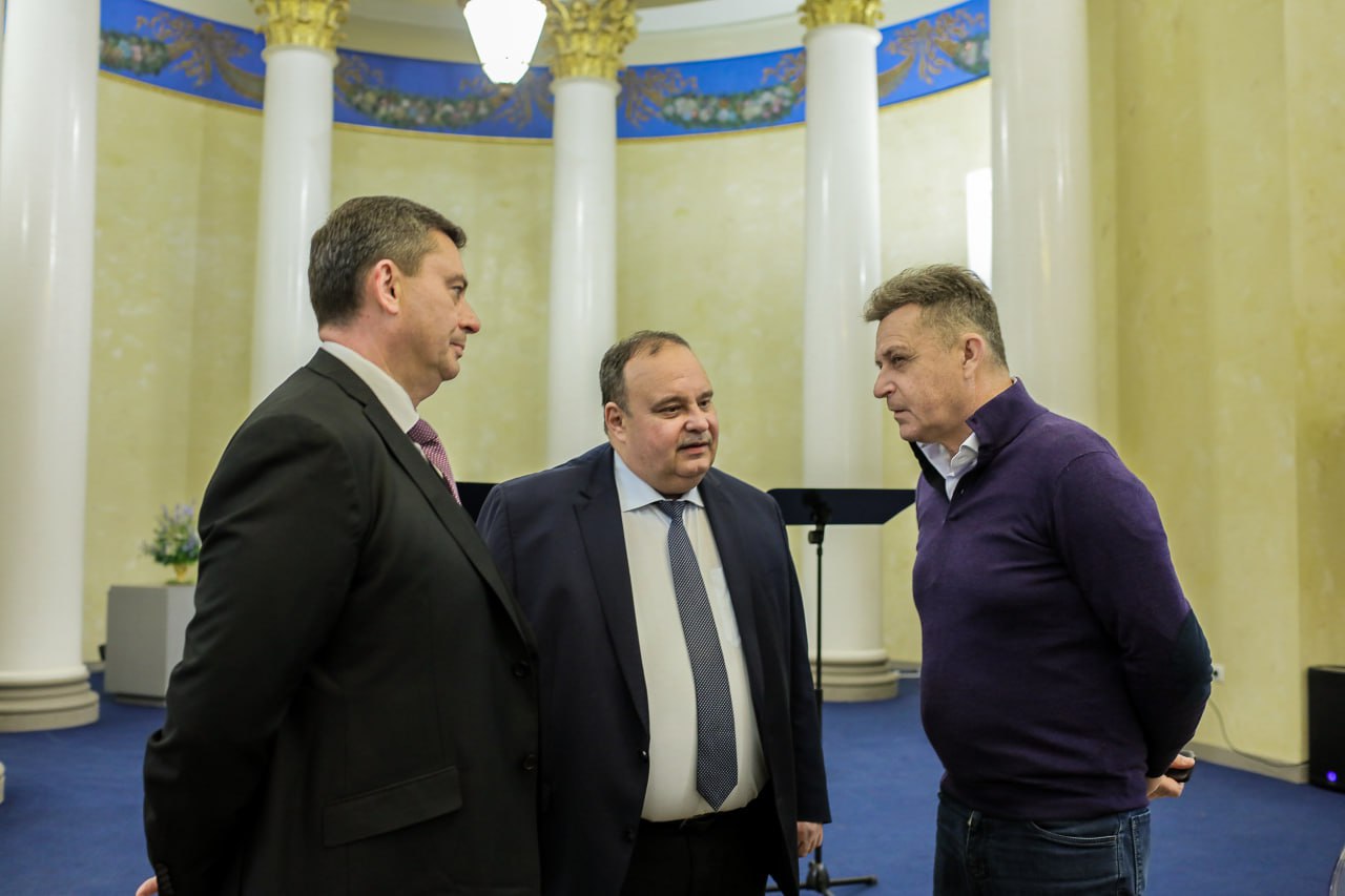 Музей-заповедник «Архангельское» и Финансовый университет при Правительстве РФ заключили соглашение о сотрудничестве Музей-заповедник «Архангельское» и Финансовый университет при Правительстве РФ заключили соглашение о сотрудничестве