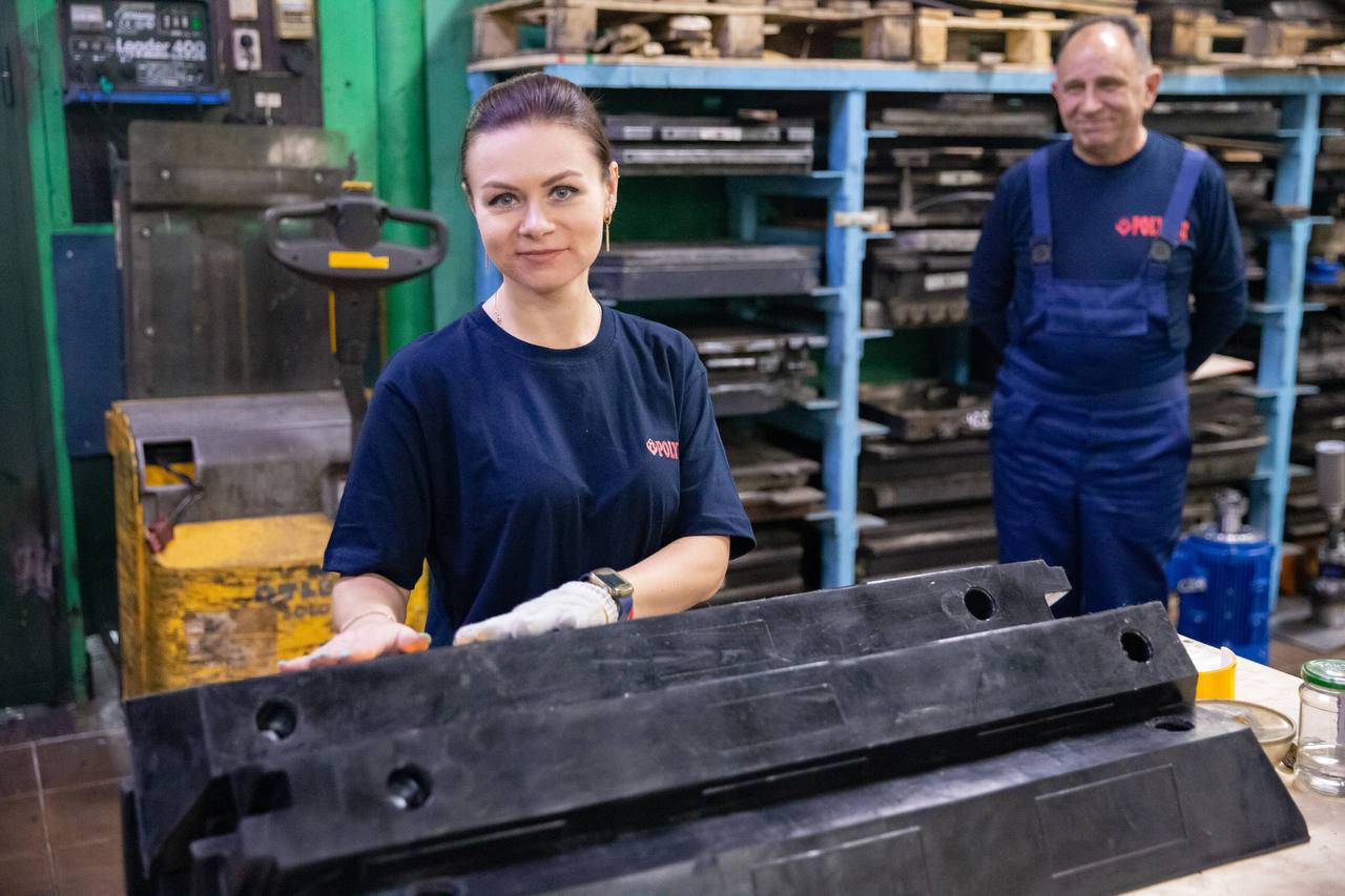 Более 1000 тонн резиновых изделий в год: подольский завод «Полиэдр» увеличивает мощности производства   Более 1000 тонн резиновых изделий в год: подольский завод «Полиэдр» увеличивает мощности производства