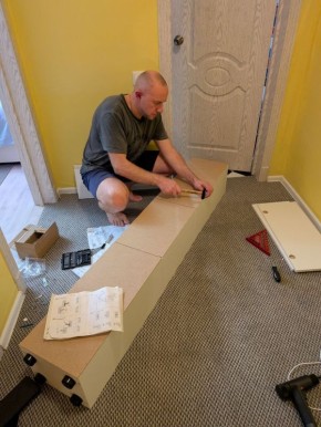 Константин Михальков: Задача на вечер — собрать шкаф