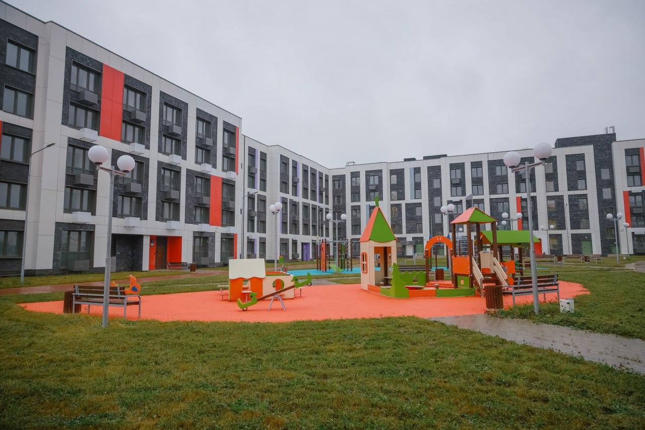 В Сергиево-Посадском округе жители аварийных домов получают ключи от новых квартир