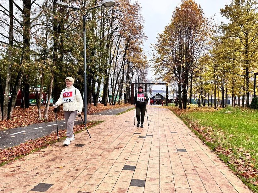Прошли соревнования «Солнечный шаг» по скандинавской ходьбе! Прошли соревнования «Солнечный шаг» по скандинавской ходьбе!