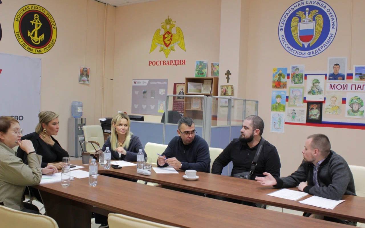 СВОи Zдесь. ПРИЁМ УЧАСТНИКОВ СВО И ЧЛЕНОВ СЕМЕЙ Вчера совместно с адвокатом коллегии адвокатов, заместителем руководителя Ассоциации Ветеранов СВО Линой Корсак, координатором ФЗО Алексеем Михайловым, советником Главы... СВОи Zдесь. ПРИЁМ УЧАСТНИКОВ СВО И ЧЛЕНОВ СЕМЕЙ Вчера совместно с адвокатом коллегии адвокатов, заместителем руководителя Ассоциации Ветеранов СВО Линой Корсак, координатором ФЗО Алексеем Михайловым, советником Главы...