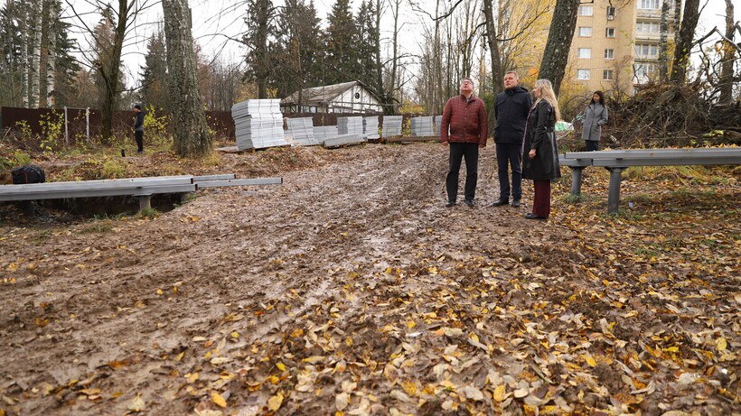 Что происходит на набережной Тимоново? Что происходит на набережной Тимоново?