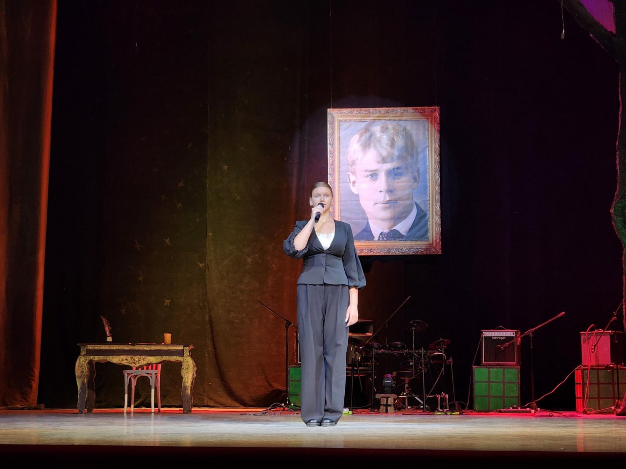 В Старой Купавне состоялся XII фестиваль «Синяя птица», впервые прошедший в формате единого гала-концерта из-за закрытия Центра культуры «Акрихин» на ремонт В Старой Купавне состоялся XII фестиваль «Синяя птица», впервые прошедший в формате единого гала-концерта из-за закрытия Центра культуры «Акрихин» на ремонт