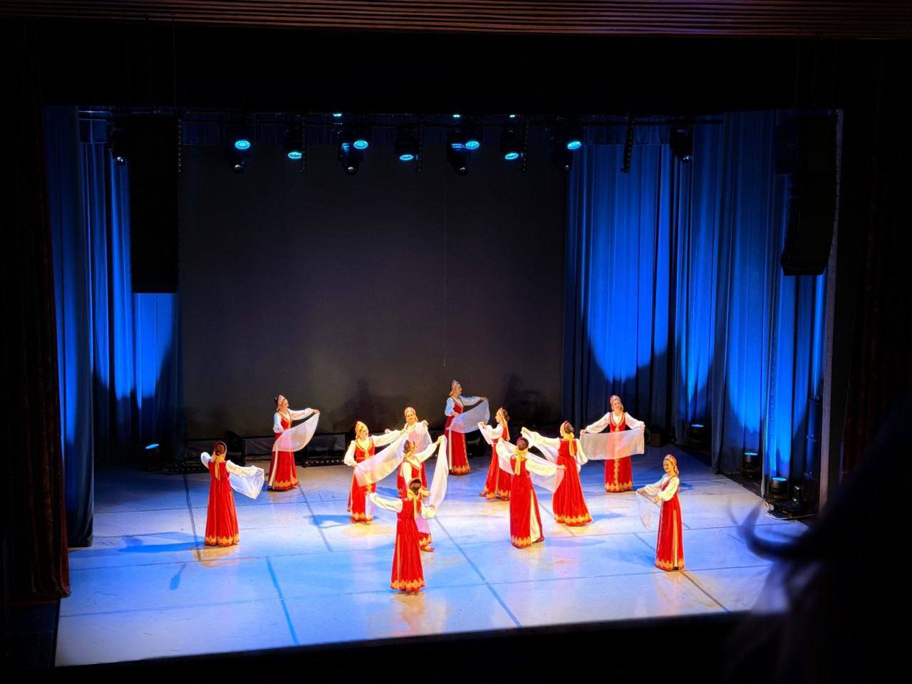 30 активистов из Подольска приняли участие в подмосковном фестивале в честь Дня народного единства 30 активистов из Подольска приняли участие в подмосковном фестивале в честь Дня народного единства