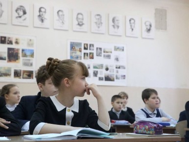 Для удобства родителей: каникулы в школах на 2026 год синхронизируют с производственным календарем