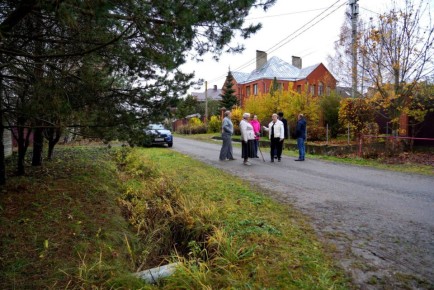 Вместе с командой выехали на 1-й Новгородский переулок
