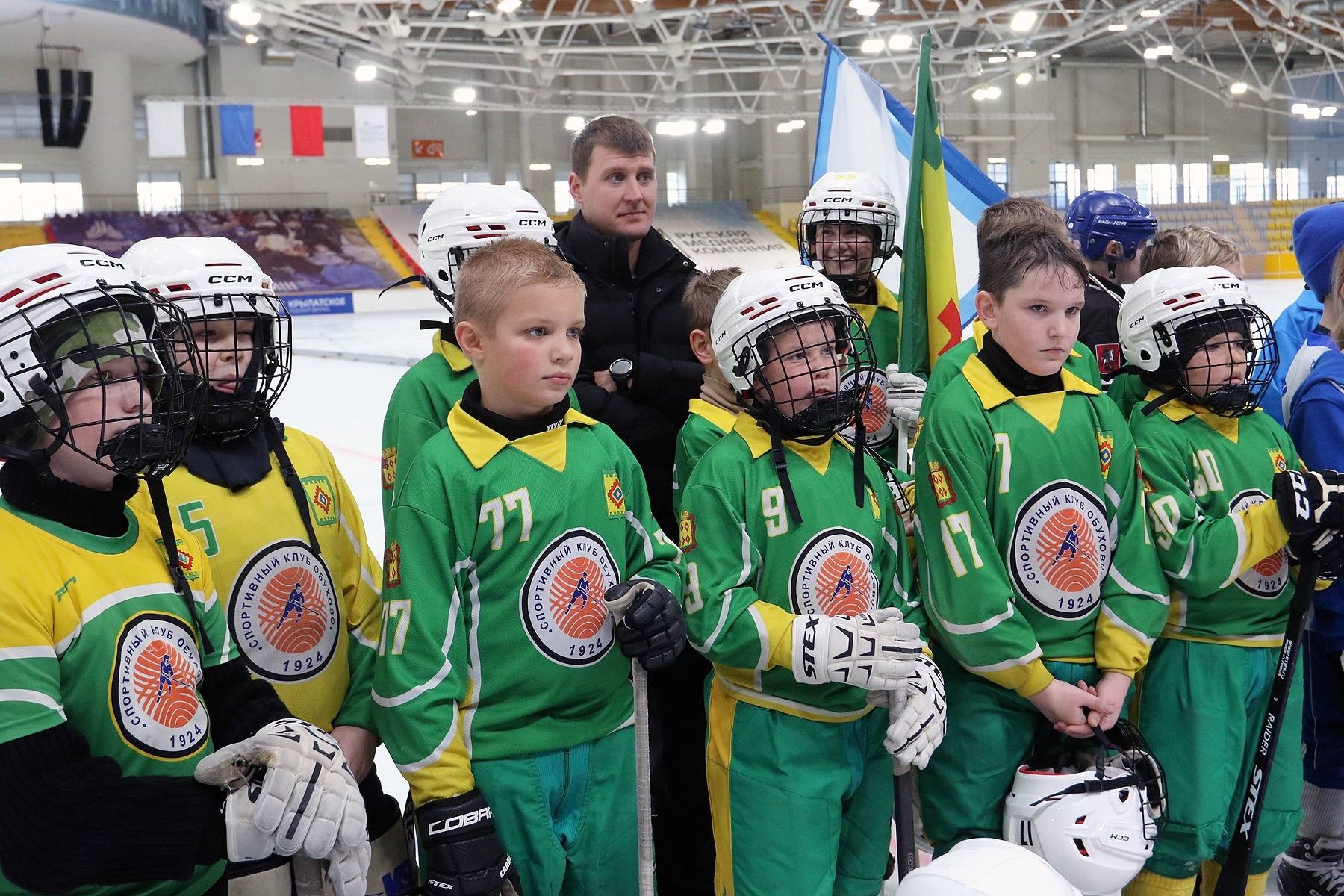 Обуховские хоккеисты взяли серебро на турнире по хоккею с мячом Мемориал Георгия Канарейкина в ЛД «Крылатское» Обуховские хоккеисты взяли серебро на турнире по хоккею с мячом Мемориал Георгия Канарейкина в ЛД «Крылатское»