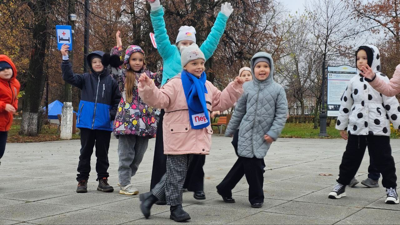 Жителей и гостей городского округа парки Коломны и Озёр приглашают весело и активно провести время на свежем воздухе