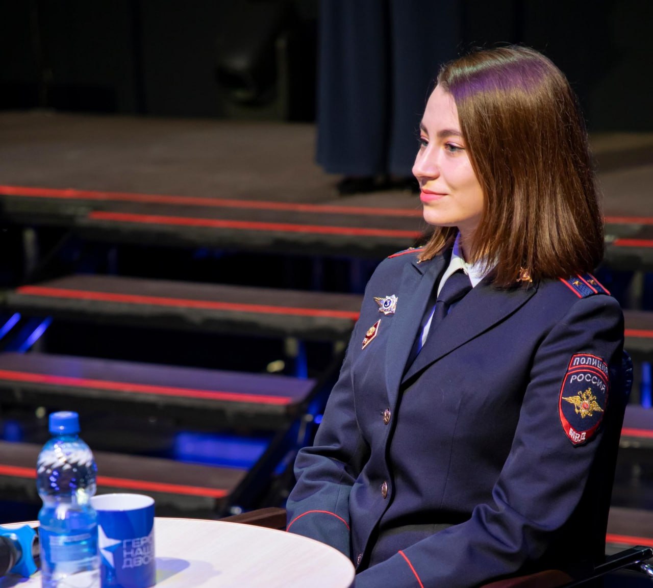 В преддверии Дня сотрудника органов внутренних дел в Раменском прошла встреча школьников с полицейскими