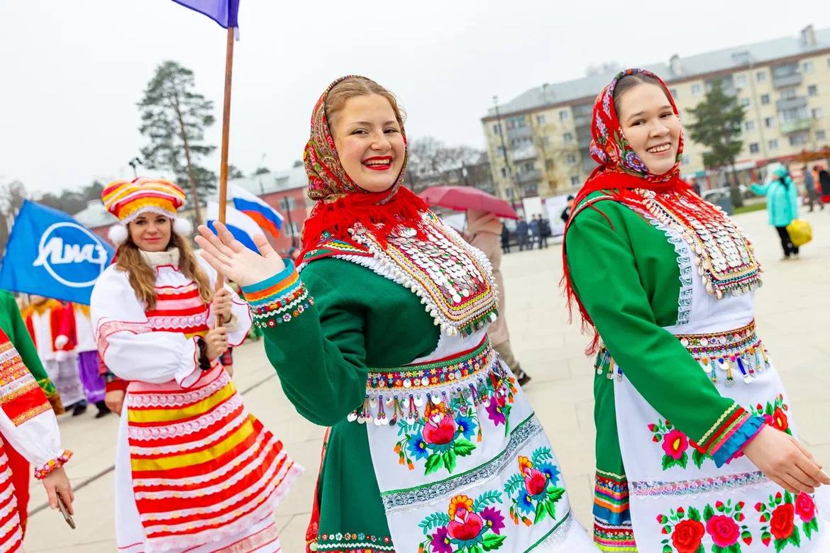 Такая большая, многонациональная и дружная!