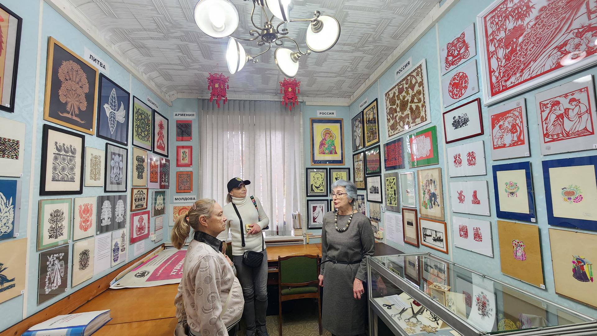 «Ночь искусств» в Домодедовском музее объединила любителей искусства и истории «Ночь искусств» в Домодедовском музее объединила любителей искусства и истории