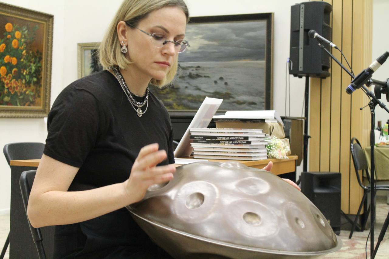 Живая история творчества: в Подольске презентовали книгу о Народной изостудии Живая история творчества: в Подольске презентовали книгу о Народной изостудии