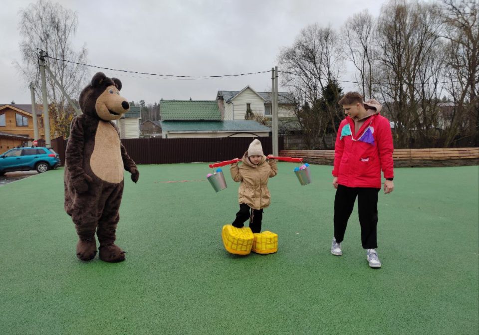 В парке им. Олега Степанова, парке Принарском и в д. Сераксеево отметили День народного единства В парке им. Олега Степанова, парке Принарском и в д. Сераксеево отметили День народного единства