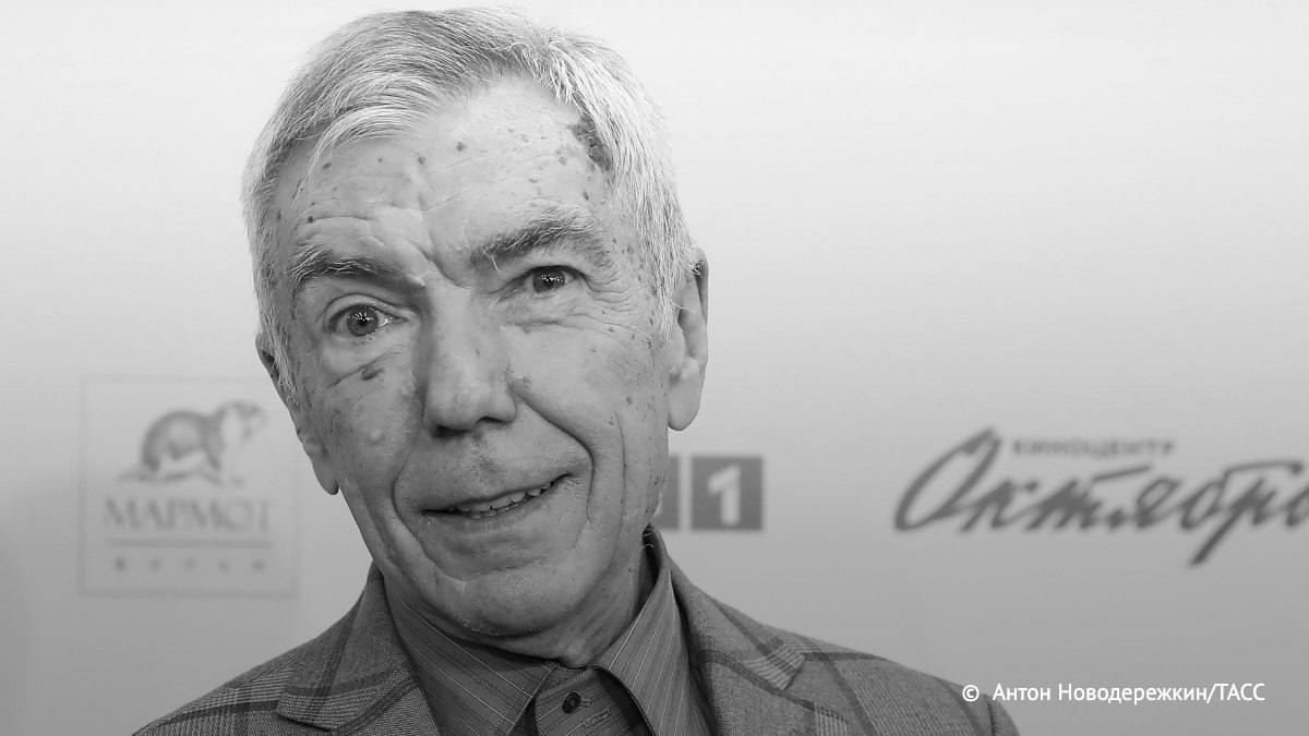 Телеведущий Юрий Николаев умер в возрасте 76 лет, сообщил Николай Цискаридзе