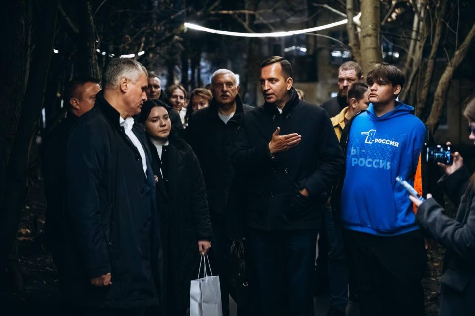 Андрей Булгаков: Итоги работ по ремонту дорог принимаем вместе с нашим участником СВО - Павлом Папуловым* Андрей Булгаков: Итоги работ по ремонту дорог принимаем вместе с нашим участником СВО - Павлом Папуловым*