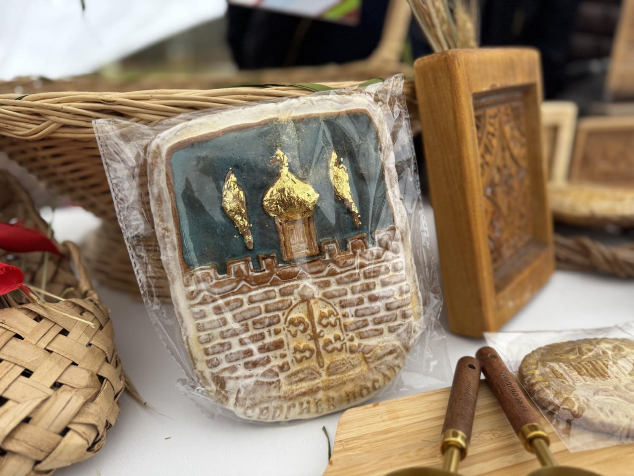 В День народного единства Сергиев Посад стал площадкой для проведения первого кулинарного конкурса «Вкус России» В День народного единства Сергиев Посад стал площадкой для проведения первого кулинарного конкурса «Вкус России»