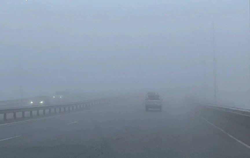 Вниманию водителей и пешеходов: осторожно - туман!