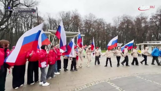 Показательные выступления казаков, ярмарка мастеров, фотозоны, выставка оружия и красочный флешмоб
