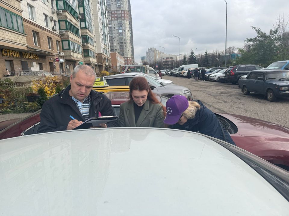 Экспертная комиссия оценила ущерб от атаки БПЛА на бульваре Космонавтов Экспертная комиссия оценила ущерб от атаки БПЛА на бульваре Космонавтов