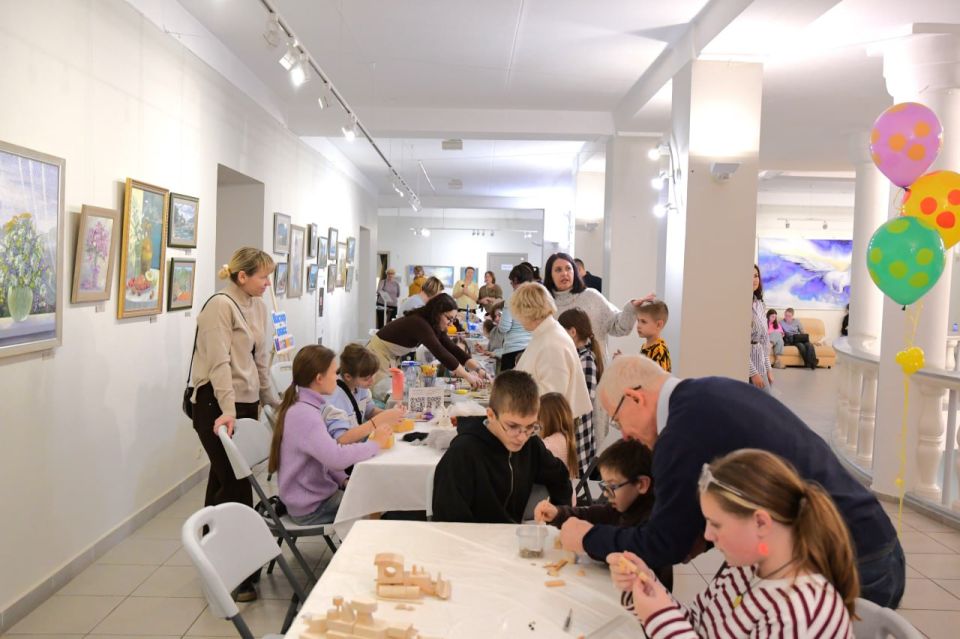 Более 2300 гостей объединила «Ночь искусств» в Дмитровском округе Более 2300 гостей объединила «Ночь искусств» в Дмитровском округе