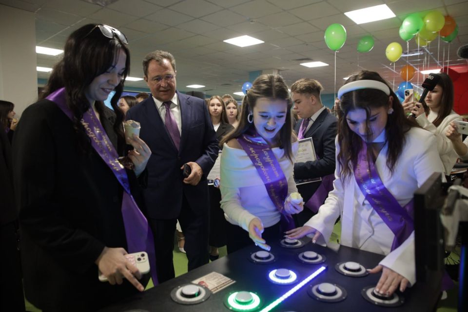 Игорь Сухин: 500 причин для гордости!. Шестой год подряд в Богородском округе мы чествуем лауреатов премии в области образования Игорь Сухин: 500 причин для гордости!. Шестой год подряд в Богородском округе мы чествуем лауреатов премии в области образования