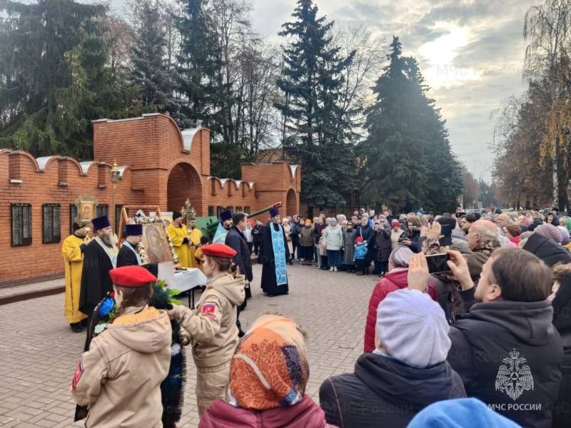 Сотрудники чрезвычайного ведомства Подмосковья приняли участие в праздничных мероприятиях