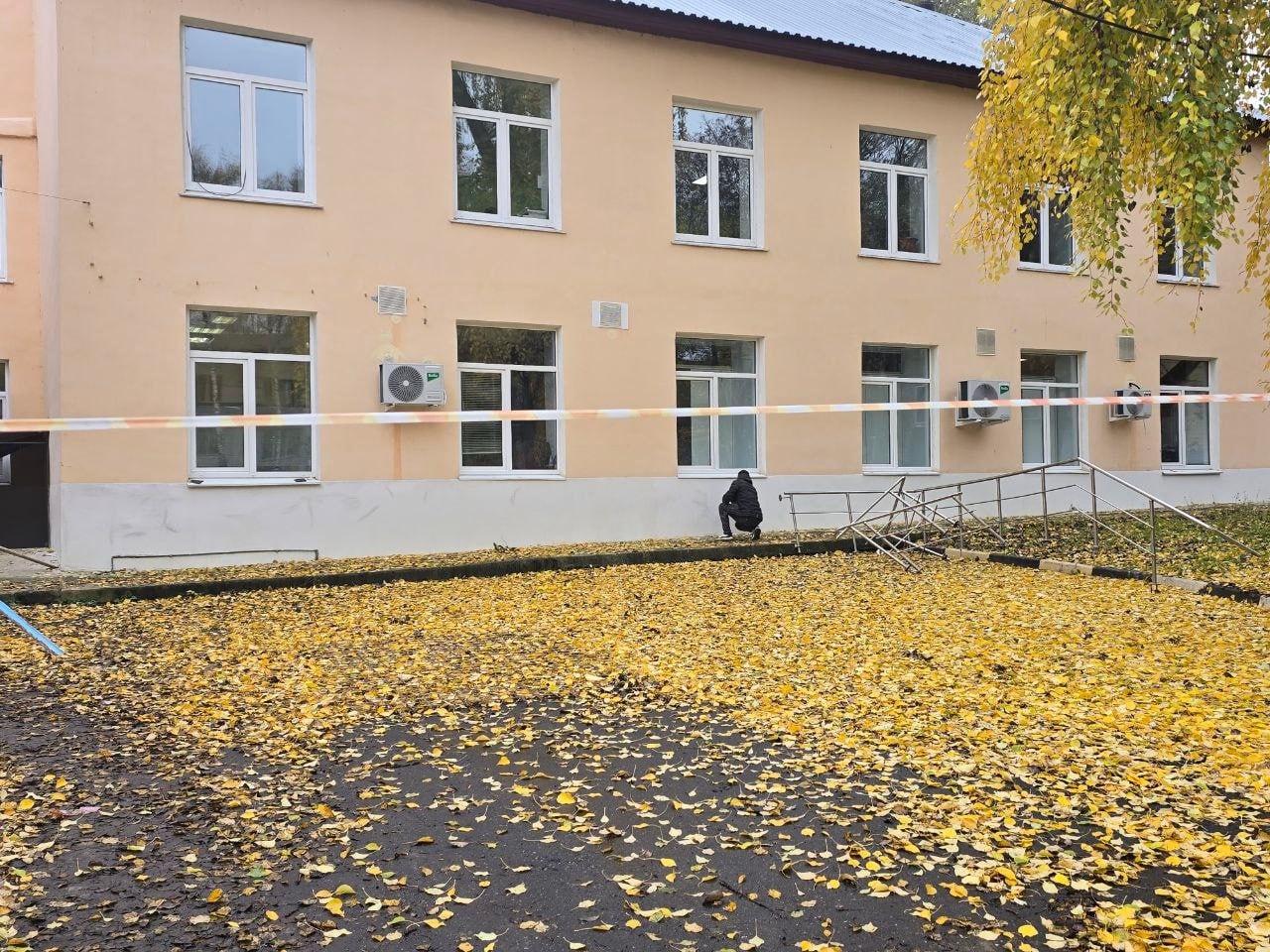 Сразу на семи объектах Коломенской больницы проводятся работы по текущему ремонту Сразу на семи объектах Коломенской больницы проводятся работы по текущему ремонту