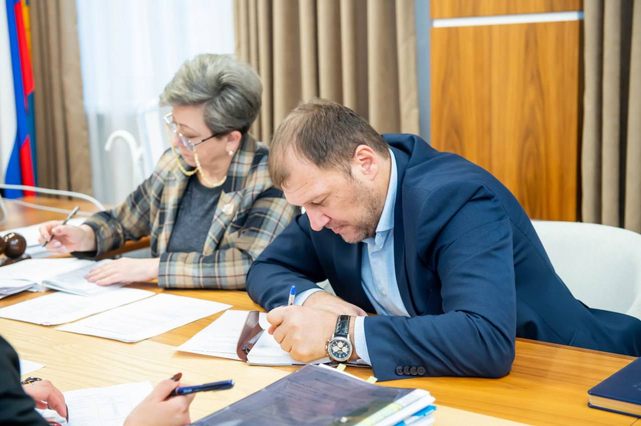 Татьяна Витушева: На рабочем совещании подвели промежуточные итоги реализации в муниципальном округе Истра государственной программы по расселению аварийного жилого фонда за 2025 год Татьяна Витушева: На рабочем совещании подвели промежуточные итоги реализации в муниципальном округе Истра государственной программы по расселению аварийного жилого фонда за 2025 год